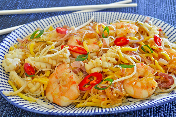 Stir-Fried Seafood Noodles
